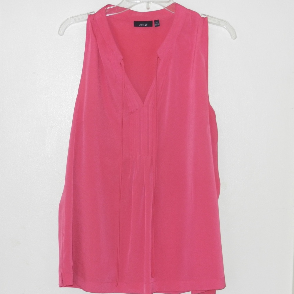 Women’s Apt 9 Sleeveless Blouse - size XL